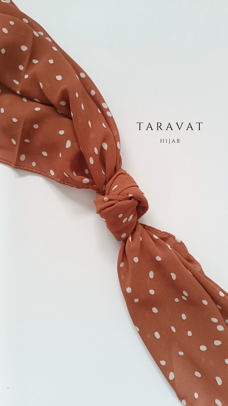 روسری حریر ژرژت آجری توپی خالخالی قواره ۱۳۰