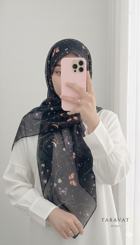 روسری حریر ژرژت سرمه ای قواره ۱۳۰