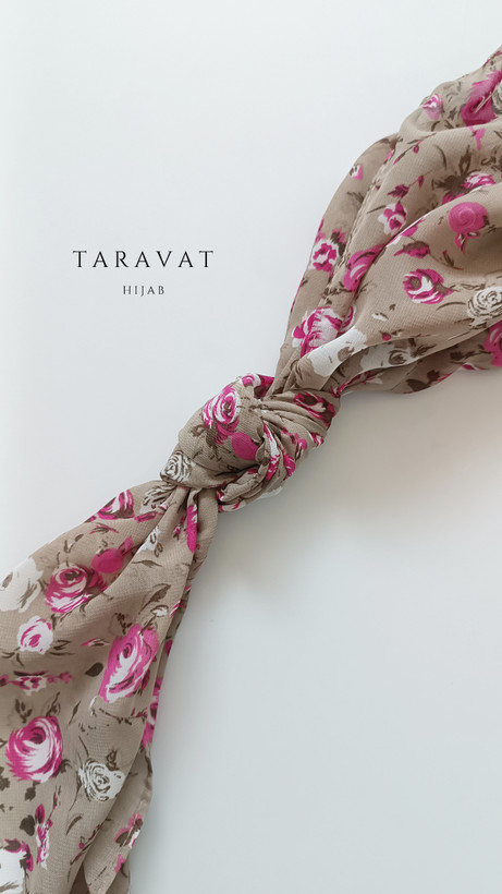روسری حریر ژرژت کرم قواره ۱۳۰